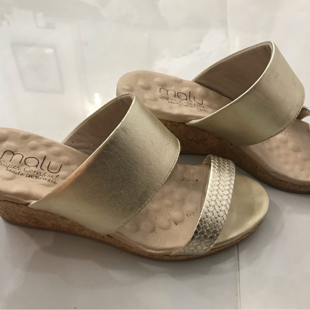 Malu Gold Wedge Sandals for Women